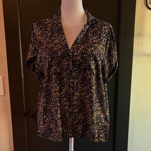 Anthropologie Stylish Oversized Women's Black Periwinkle and Gold Top Size M